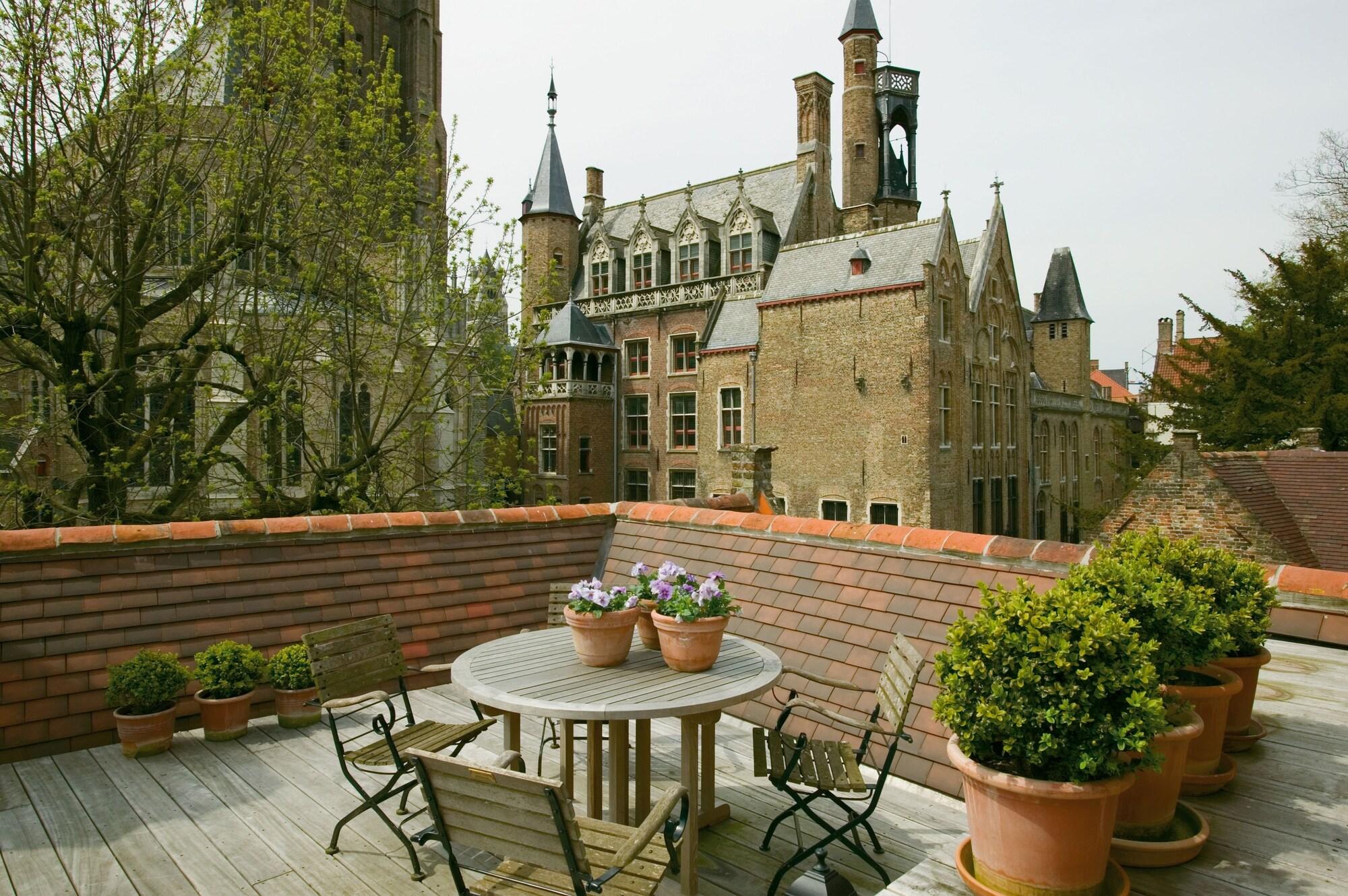 B&B Exclusive Guesthouse Bonifacius Brugge Bagian luar foto