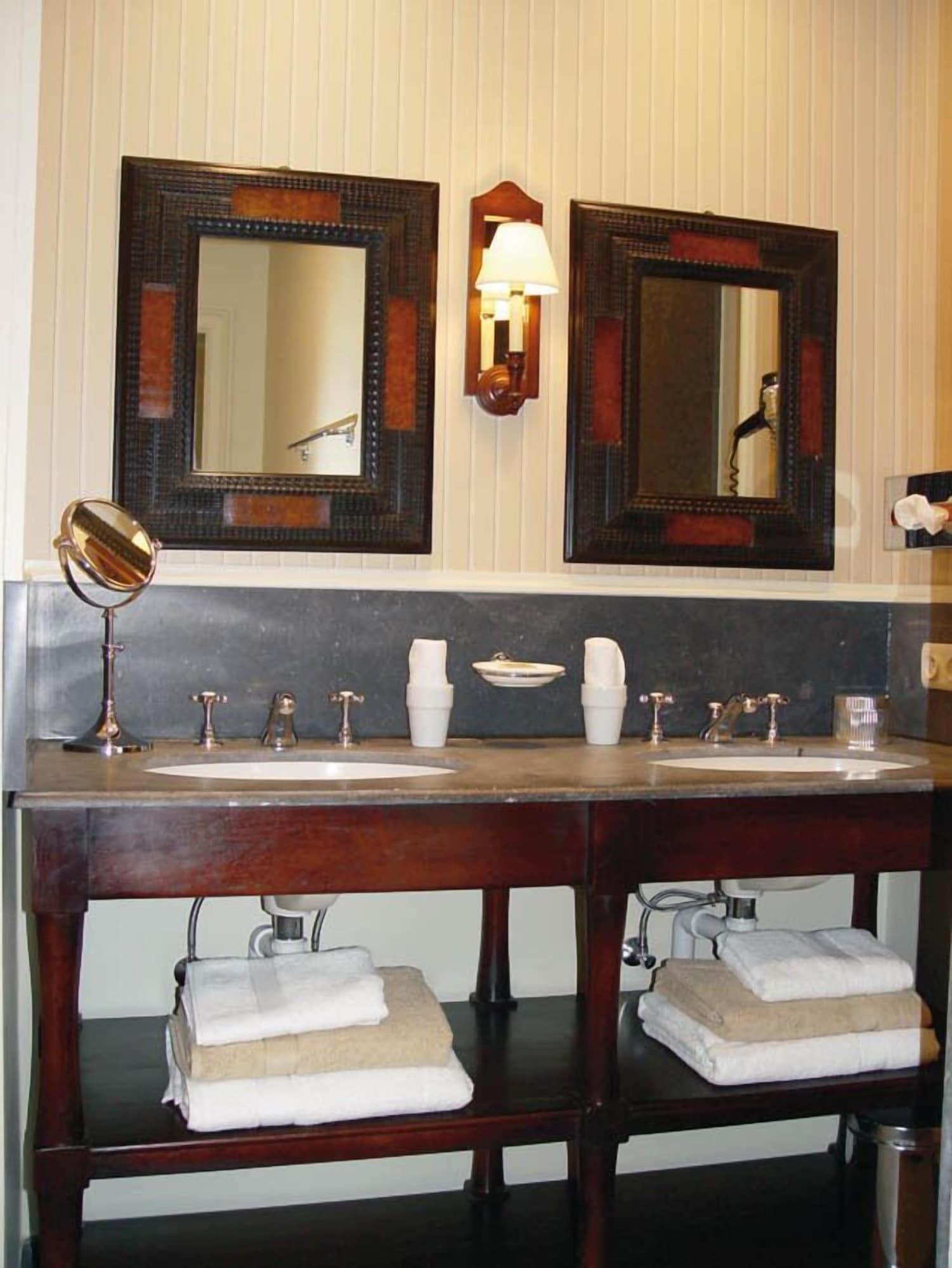 B&B Exclusive Guesthouse Bonifacius Brugge Bagian luar foto