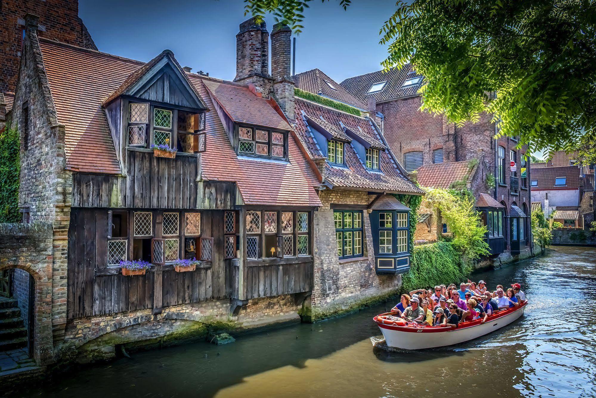 B&B Exclusive Guesthouse Bonifacius Brugge Bagian luar foto